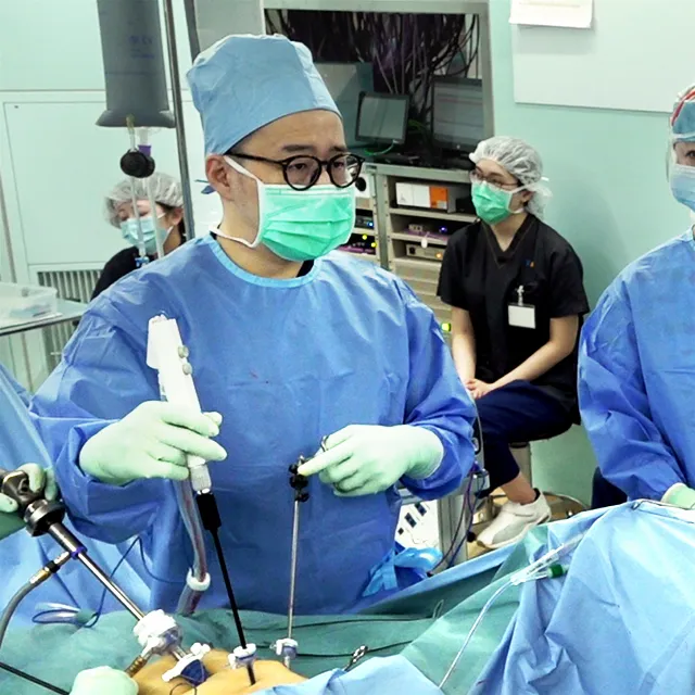 腹腔鏡下広汎子宮全摘術