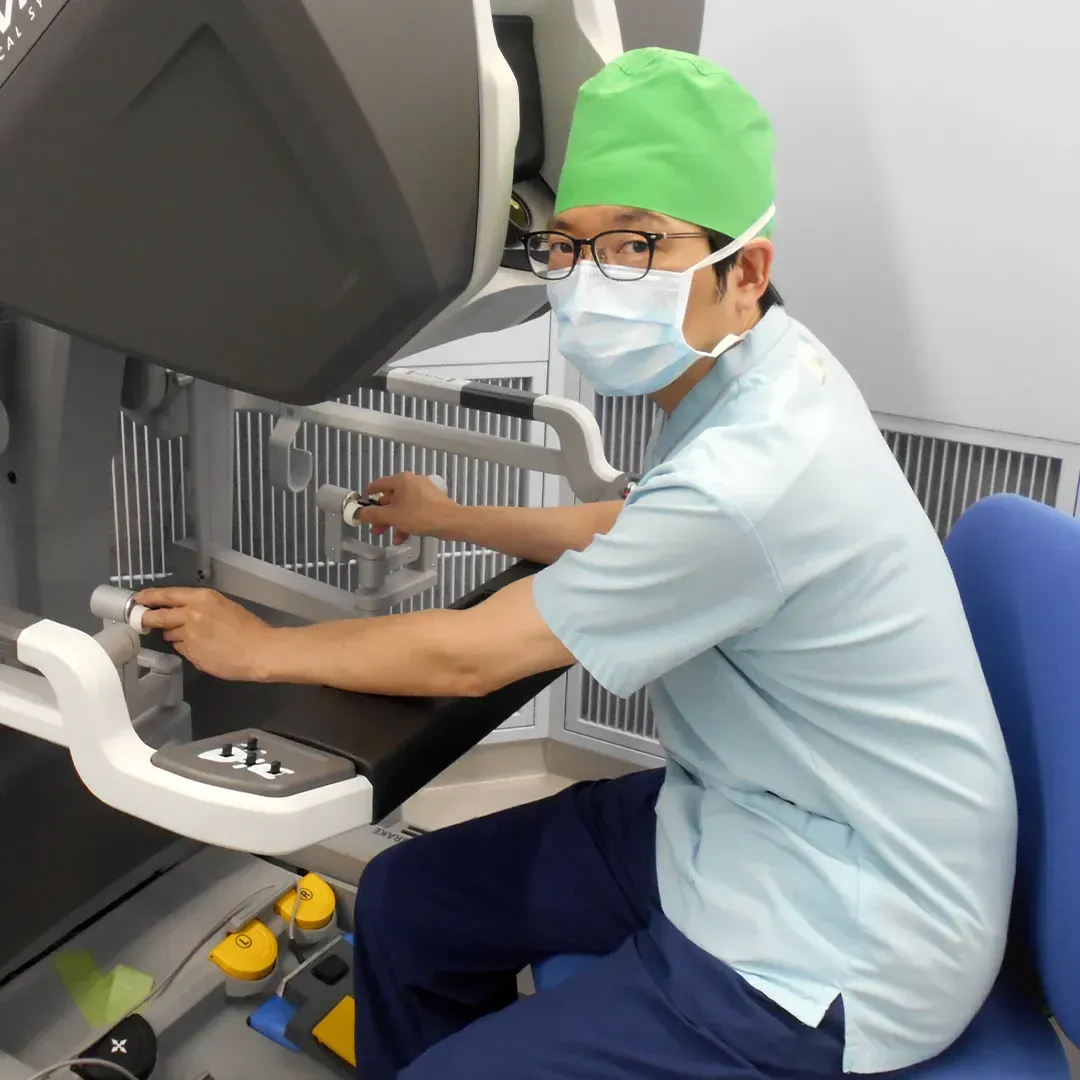 ロボット支援下腹腔鏡下幽門輪温存膵頭十二指腸切除+Child変法再建