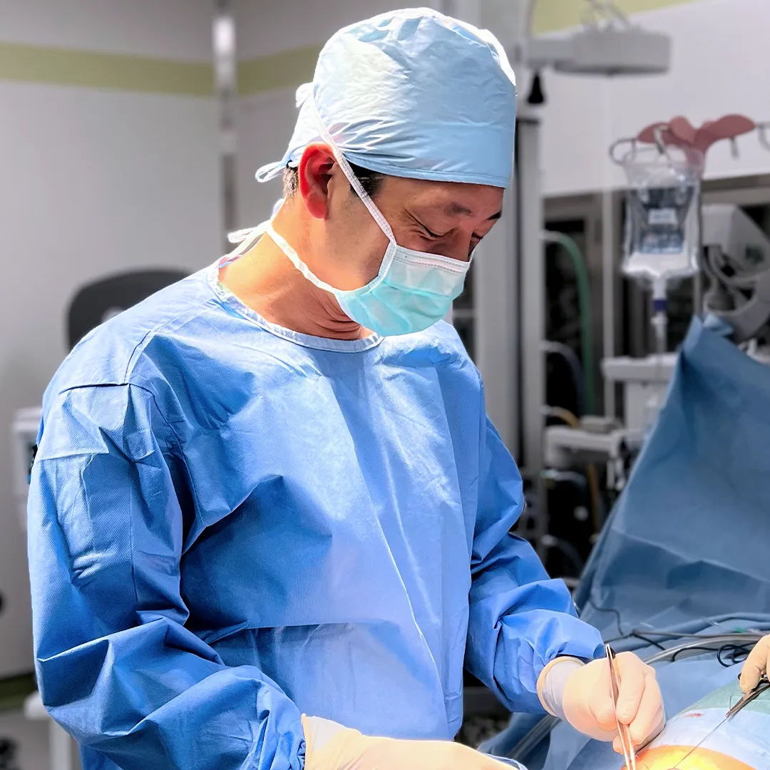 ロボット支援下左腎尿管摘除術(後腹膜アプローチ)